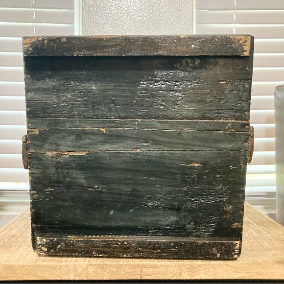 Big Wooden Rice Basket Bucket Rustic Distressed Farmhouse Decor - Picture 9 of 16